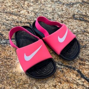 Nike toddler slides sandals